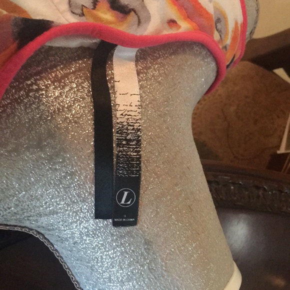 PRETTY LITTLE DRESS - Picture 4 of 4